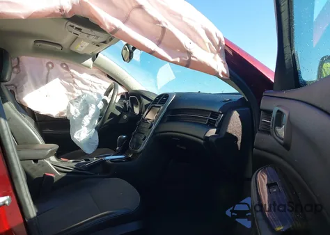 2015 Chevrolet Malibu 1Lt z USA, uszkodzony, nr VIN 1G11C5SL9FF258452